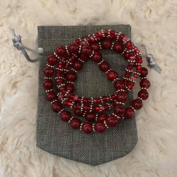 Ruby Red - 4 strand stackable beaded bracelet - Picture 2 of 3